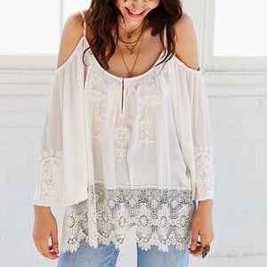 COPY - Ecote Gemma Cold Shoulder in Natural